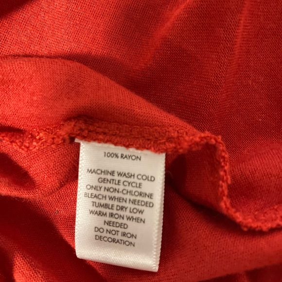 Ann Taylor Loft Red Sleeveless Top with Silver Sequins, Elastic Waist, Size LP - Picture 6 of 10